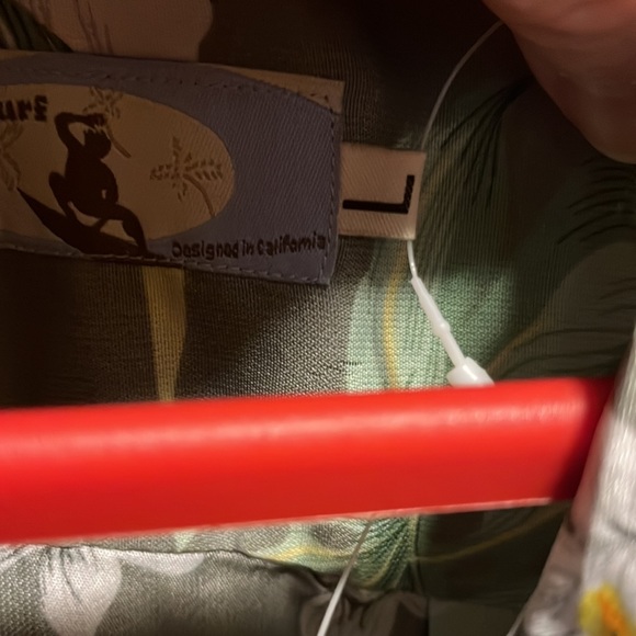 High Surf Hawaiian Shirt. Mens Size Large. Never Worn. NWT - Picture 6 of 10